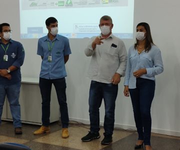 Vice-Prefeito Alcides Rosa participa de evento com extensionistas da EMATER que aborda uso responsável de agroquímicos para a cultura do café