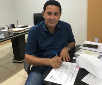 Prefeito Aldo Júlio assina termo de adesão ao Programa de Regionalização de Turismo