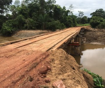 Prefeitura de Rolim de Moura conclui ponte do travessão das linhas 192 e 196