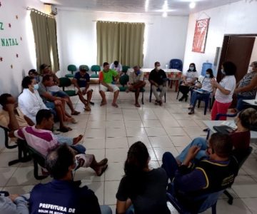 HUMANIZAÇÃO: Pessoas em situação de rua de Rolim de Moura recebem atenção e carinho do poder público