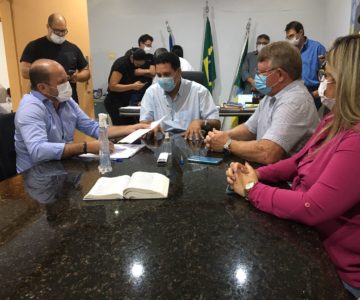 Prefeito de Rolim de Moura recebe deputado estadual Cirone Deiró