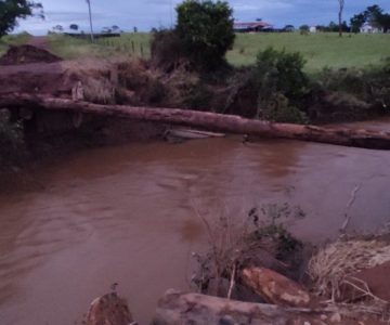 Chuvas fortes da semana passada comprometeram pontes e bueiros em Rolim de Moura