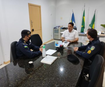 Prefeito Aldo Júlio recebe comandante do 10.º Batalhão da Polícia Militar de Rolim de Moura