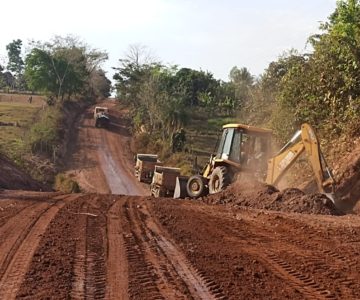 SEMOSP conclui limpeza da linha 204 lado sul em Rolim de Moura