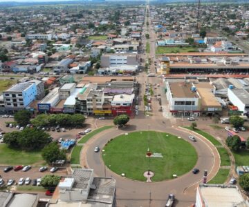 Seguindo orientação do MP, Prefeitura determina retirada de placas publicitárias dos espaços públicos em Rolim de Moura