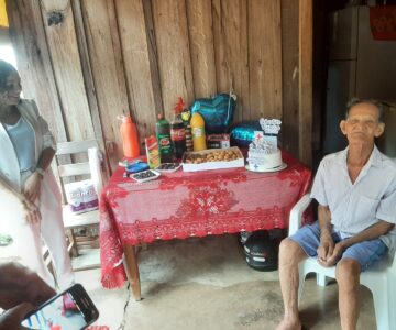 Paciente completa 105 anos e ganha festa de aniversário da UBS em Rolim de Moura