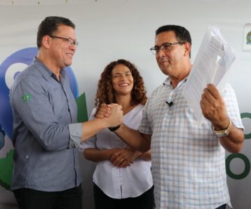 Aldo Júlio agradece Governador Marcos Rocha pela regularização do terreno da SEMOSP em Rolim de Moura                                      