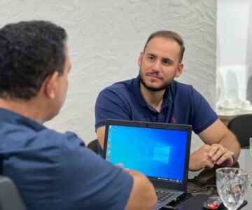 Prefeito Aldo Júlio recebe deputado estadual Affonso Cândido