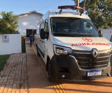 Prefeitura de Rolim de Moura entrega ambulância para Unidade de saúde de Nova Estrela  