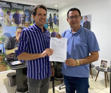 Prefeitura de Rolim de Moura assina ordem de serviço para mais uma obra de asfaltamento