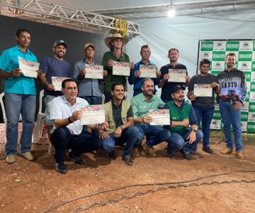 Associações rurais de Rolim de Moura recebem certificado por apoiar a cafeicultura