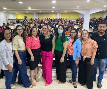 Profissionais da educação de Rolim de Moura participam de capacitação para atendimentos de alunos com autismo