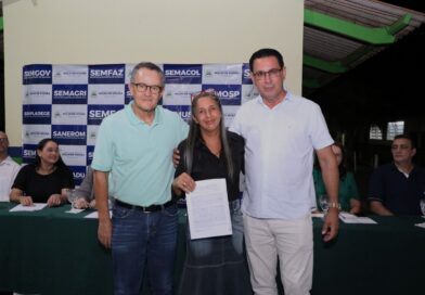 Prefeitura de Rolim de Moura realiza entrega de títulos de propriedade aos moradores do bairro Bom Jardim