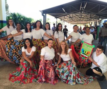 Grupo de Dança do CAPS Rolim de Moura participa de evento em Castanheiras