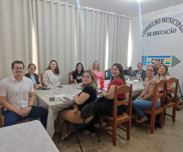 Conselho Municipal de Educação parabeniza escolas municipais por desempenho nos índices de alfabetização