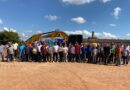 Prefeitura de Rolim de Moura recebe escavadeira hidráulica para reforçar os trabalhos da Secretaria Municipal de Agricultura