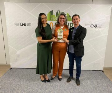 Rolim de Moura recebe em Brasília o Prêmio Solo Seguro 2024/2025 por regularização fundiária