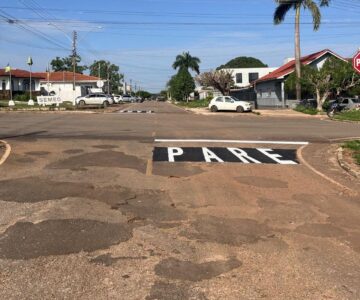 Comtran informa alteração de preferência de tráfego nas vias Cuiabá e Curitiba