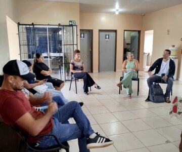 Equipe da Casa da Criança participa de palestra sobre “Revelação Espontânea”