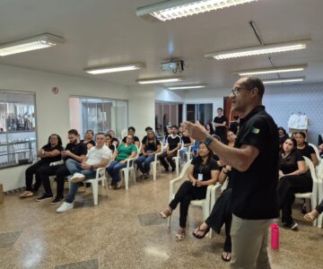 Prefeitura de Rolim de Moura inicia ciclo de palestras sobre segurança no trânsito em empresas do município