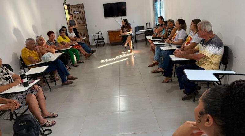 Junho Violeta: Assistência Social promove ação de conscientização e fortalecimento dos direitos da pessoa idosa em Rolim de Moura