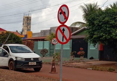 Motoristas devem ficar atentos à nova mão única em frente à Escola Maria Lira e à Creche Municipal