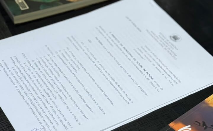 Prefeitura fortalece a cultura e a educação com sanção da Lei de Valorização dos Autores Locais