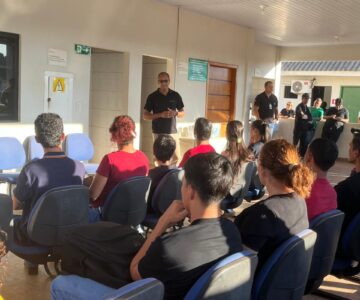 Comtran promove palestras para formar condutores mais conscientes e seguros