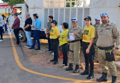 Rolim de Moura realiza ato cívico pelo Dia Nacional do Trânsito